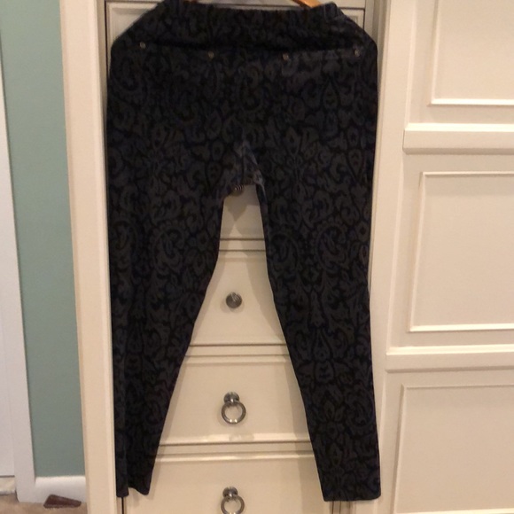 Soft Cotton Blend Jean Jegging - Picture 6 of 8